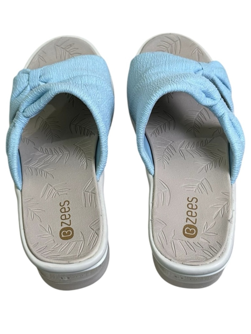 BZees Women’s 8W Light Blue Slip-On Knot Slide Sandals - Picture 6 of 11
